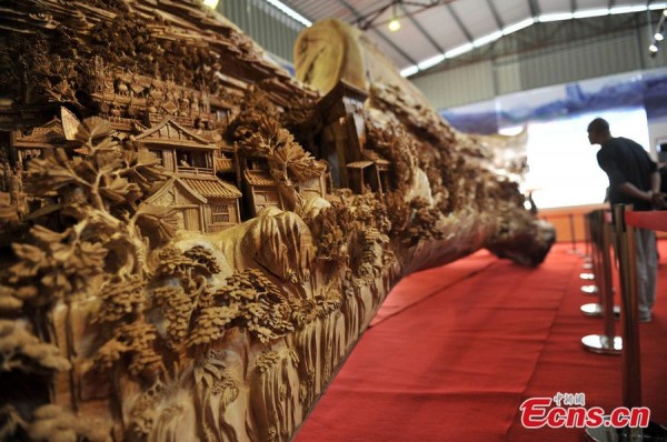 longest-wood-carving3